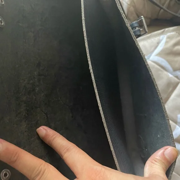 Cambridge Satchel Textured Satchel Bag - Picture 4 of 10